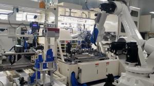 Headlight Manufacturing: JR630