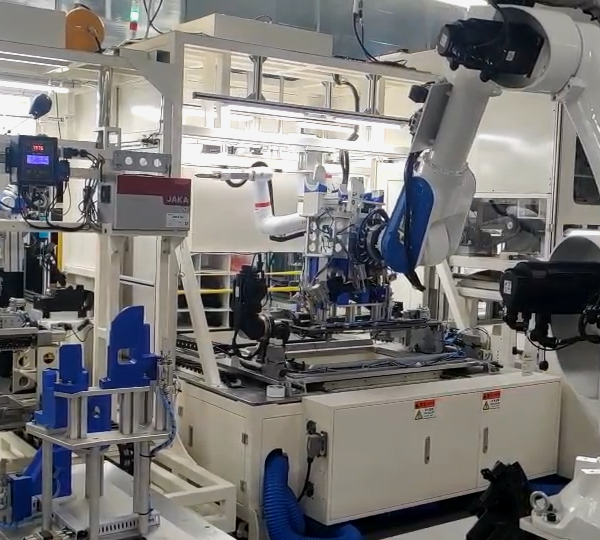 Headlight Manufacturing: JR630