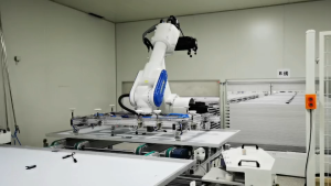 Photovoltaic panel handling-JR618